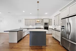 931 W Cottage St, Houston, TX 77009 - Photo 11