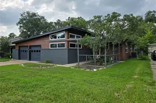 6414 Neff St, Houston, TX 77074 - Photo 1