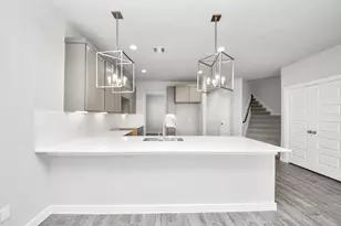 2107 Della Lks Ct, Fresno, TX 77545 - Photo 13