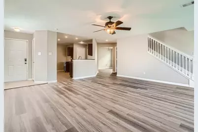 11010 Walkup Way, Houston, TX 77044 - Photo 5