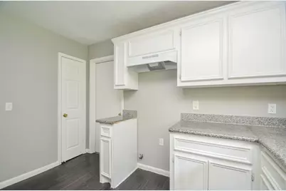 206 Winkin Avenue, Crosby, TX 77532 - Photo 17