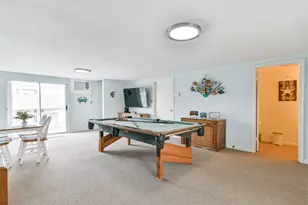 12822 Santiago Cir, Galveston, TX 77554 - Photo 19