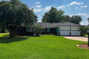 416 Azalea Dr, Baytown, TX 77520 - Photo 3