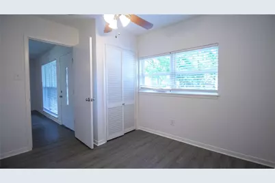 322 Broad Ripple Drive, Houston, TX 77336 - Photo 11