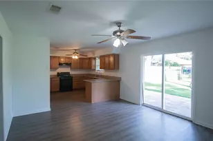 322 Broad Ripple Dr, Houston, TX 77336 - Photo 9