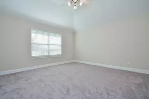 924 E 39th St, Houston, TX 77022 - Photo 19