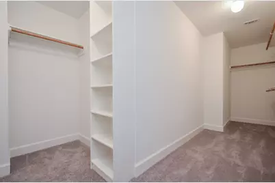 924 E 39th Street, Houston, TX 77022 - Photo 23