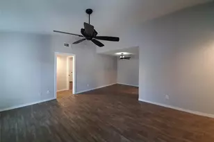 9707 Richmond Ave, Houston, TX 77042 - Photo 3