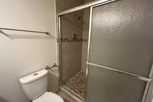 2213 S Braeswood Blvd, Houston, TX 77030 - Photo 27