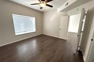 2213 S Braeswood Blvd, Houston, TX 77030 - Photo 23