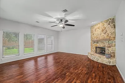 4702 Seabird Street, Baytown, TX 77521 - Photo 9