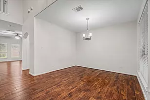 4702 Seabird St, Baytown, TX 77521 - Photo 5