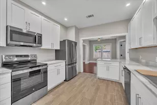 1807 Summer St, Houston, TX 77007 - Photo 11