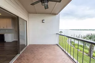 401 Lakeside Ln, Nassau Bay, TX 77058 - Photo 29