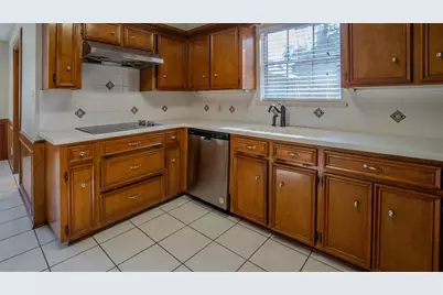 5507 Slashwood Lane, Spring, TX 77379 - Photo 7