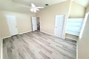 19535 Hardwood Ridge Tr, Cypress, TX 77429 - Photo 9