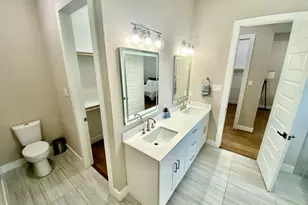 303 Queen Sude Ln, Houston, TX 77091 - Photo 13