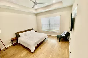 303 Queen Sude Ln, Houston, TX 77091 - Photo 15