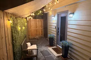 1716 Colquitt St, Houston, TX 77098 - Photo 11