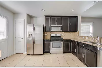 6806 Brimridge Lane, Houston, TX 77048 - Photo 7