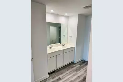 2911 Needham Garden Lane, Houston, TX 77051 - Photo 19