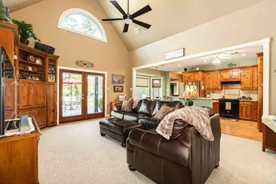 350 Pecan Estates Road, Angleton, TX 77515 - Photo 17