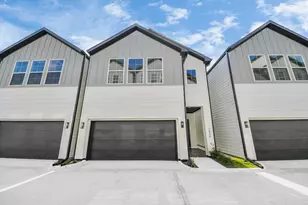 2434 Harrington St, Houston, TX 77026 - Photo 1