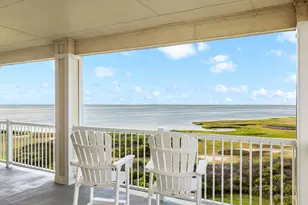 26560 Baywater Dr, Galveston, TX 77554 - Photo 3
