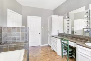 7002 Lakeside Dr, Liberty, TX 77575 - Photo 35