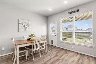 2819 Preston Pl Ct, Conroe, TX 77304 - Photo 9