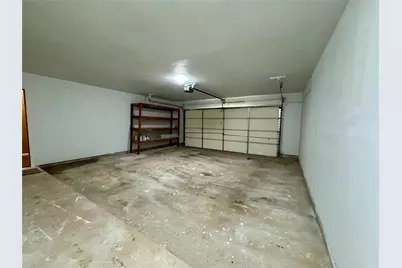 4006 Hunnington Drive, Conroe, TX 77303 - Photo 13