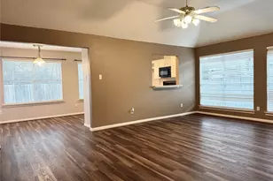 4006 Hunnington Dr, Conroe, TX 77303 - Photo 5