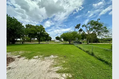 16020 1/2 Sam Brookins Street, Sugar Land, TX 77498 - Photo 5