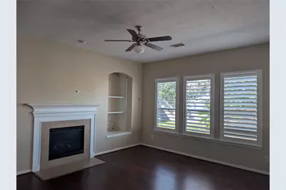 18627 Summercliff Lane, Tomball, TX 77377 - Photo 9