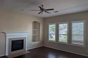 18627 Summercliff Ln, Tomball, TX 77377 - Photo 9