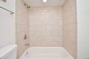 5515 Saxon Dr, Houston, TX 77092 - Photo 19