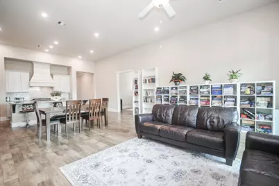 10210 Majestic Court, Missouri City, TX 77459 - Photo 7