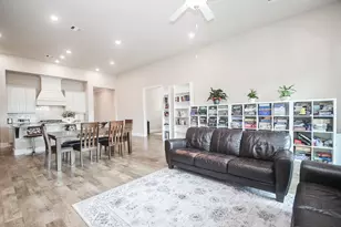 10210 Majestic Ct, Missouri City, TX 77459 - Photo 7