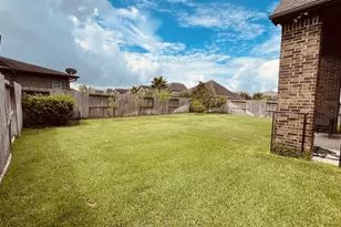 10210 Majestic Ct, Missouri City, TX 77459 - Photo 7