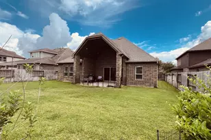 10210 Majestic Ct, Missouri City, TX 77459 - Photo 5