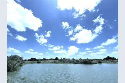 1018 Red Town Rd, Elgin, TX 78621 - Photo 7