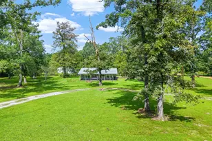 40 Briar Dr, Shepherd, TX 77371 - Photo 1