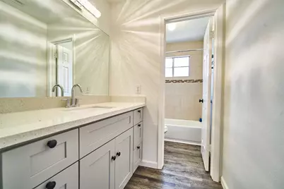 11011 Landsbury Court, Houston, TX 77099 - Photo 29