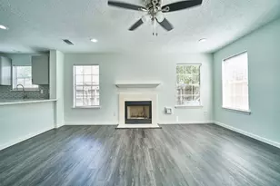 11011 Landsbury Ct, Houston, TX 77099 - Photo 11