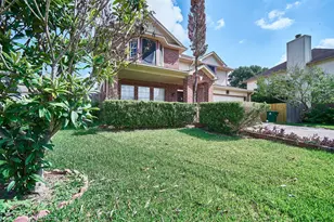 11011 Landsbury Ct, Houston, TX 77099 - Photo 3