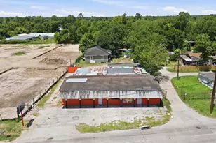 7715 W Hardy Rd, Houston, TX 77022 - Photo 3
