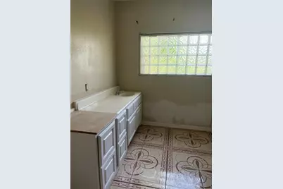7715 W Hardy Road, Houston, TX 77022 - Photo 5
