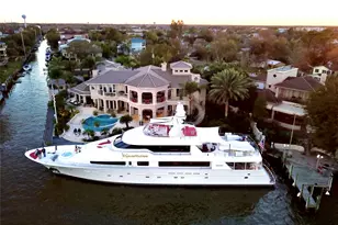 112 Bayou Ln, Kemah, TX 77565 - Photo 5