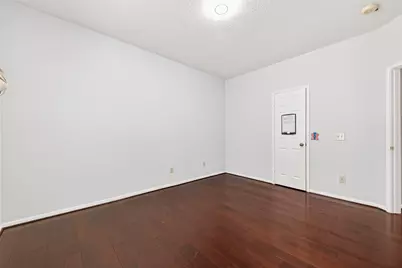 9846 N Villa Drive, Houston, TX 77064 - Photo 39