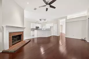 9846 N Villa Dr, Houston, TX 77064 - Photo 9